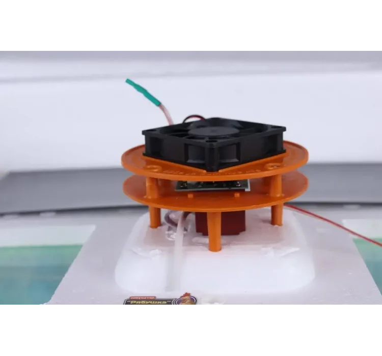 Інкубатор автоматичний Рябушка Smart 120-В Турбо (цифровий, з вологоміром, з вентилятором)